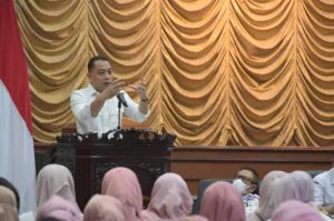 WALI KOTA ERI WANTI-WANTI JAJARANNYA JANGAN MAIN-MAIN DENGAN PUNGLI