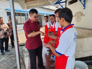 Sidak Lapas Sidoarjo, Kadivpas Tegur Sapa Dengan Warga Binaan