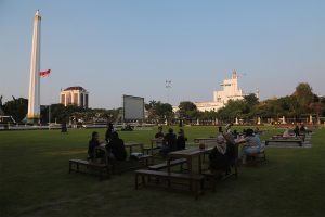 PEMKOT SURABAYA GELAR NIGHT AT THE MUSEUM, SENSASI BARU MENIKMATI MUSEUM 10 NOVEMBER DAN TUGU PAHLAWAN BERKONSEP TEMPO DULU