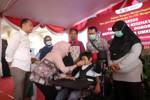 PEMKOT SURABAYA KEMBALI GELAR BAKSOS PELAYANAN KESEHATAN DAN BAZAR UMKM