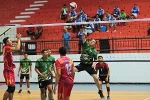 PERKUAT SILATURAHMI, PEMKOT SURABAYA PERTAMA KALI GELAR KEJUARAAN BOLA VOLI ANTAR INSTANSI SE-JATIM