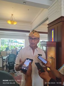 RAYAKAN 113 TAHUN HARI JADI, HOTEL MAJAPAHIT SURABAYA MGALLERY MENGGELAR KEGIATAN AKSI DONOR DARAH DAN PENAMPILAN SENIMAN TERNAMA JAWA TIMUR