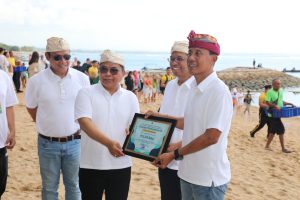 Jelang Hari Bhayangkara ke-77, Polda Bali Lepas Penyu
