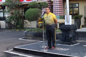 Jaga Kesehatan, Polres Badung Olah Raga Jalan Santai
