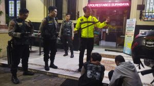 Patroli Skala Besar dan Rayonisasi, amankan pemuda bawa sajam