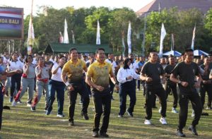 Sinergitas Polda Bali dan Kodam IX/Udayana Gelar Olahraga Bersama