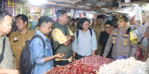 Kapolres Sumenep Mendampingi Kunjungan Kerja Tim Kemendagri dan Kemandag RI Terkait Pemantauan Harga Pangan