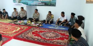 Sambang Lergunong, Kapolres Bangkalan Gelar Jum’at Curhat Kamtibmas Jelang Hari Bhayangkara ke 77