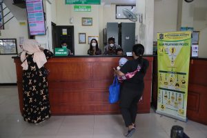 SELURUH PUSKESMAS DI SURABAYA TERAPKAN LAYANAN RAMAH ANAK