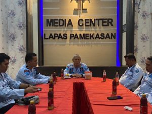 Lakukan Rapat Internal, Kepala Lapas Pamekasan Bahas Persiapan Sambut HDKD Ke-78