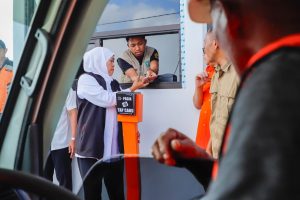 Gubernur Khofifah Apresiasi Pembayaran Pajak Pasir Berbasis Digital