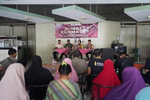 Jumat Curhat Kapolres Pelabuhan Tanjung Perak Dengar Aspirasi Warga Tanah Kali Kedinding.