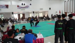 Kejuaraan Pencak Silat Piala Kapolrestabes Hari Kedua Penuh Aksi Seru