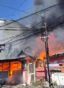 Warung Beserta Rumah Hunian Terbakar Habis Di Jalan Lebak Rejo II