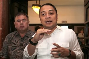 PEMKOT SURABAYA DAN MKKS SMP SWASTA EVALUASI SEKOLAH YANG MINIM SISWA