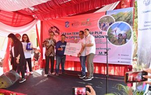 RESMIKAN WISATA SUSUR SUNGAI KEJAWAN PUTIH TAMBAK, WALI KOTA ERI CAHYADI: HARUS TERJAGA KEBERSIHAN DAN KEINDAHANNYA