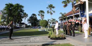 Bupati Sampang Jadi Inspektur Upacara Memperingati Hari Bhayangkara Ke-77 Di Kabupaten Sampang