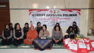 Jelang Hari Jadi, Polwan Polresta Denpasar Gelar Curhat Bersama Polwan