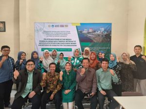 Dosen Unesa latih Guru MGMP Akuntansi Tulungagung tentang Media Multimedia Interaktif