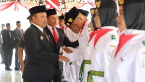 Bupati Kukuhkan 28 Paskibra Kabupaten Sampang