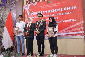 17.106 Narapidana Jatim Dapat Remisi, Negara Hemat 29 Miliar