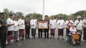 Kapolresta Raih Penghargaan Dari Walikota Denpasar