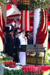 HUT Ke-78 Kemerdekaan RI, Gubernur Khofifah Bangun Optimisme Jatim Terus Maju dan Melaju Menuju Indonesia Emas 2045