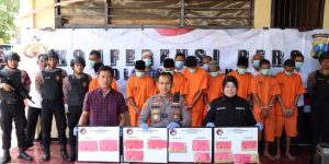 Hasil Operasi Tumpas Narkoba, Polres Sumenep Berhasil Amankan 8 Tersangka dan 10, 56 Gram Sabu Serta 303 Pil Y