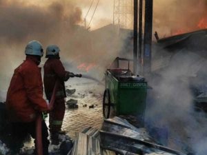 LAYANAN CC 112 GRATIS, PEMKOT SURABAYA IMBAU WARGA TIDAK TAKUT LAPOR JIKA MENGALAMI KEBAKARAN