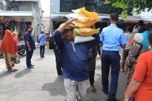 KETERSEDIAAN BAHAN POKOK DI SURABAYA AMAN