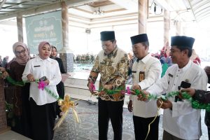 PERESMIAN KANTOR DESA GISIK CEMANDI, WABUP SIDOARJO INGATKAN UNTUK MENINGKATKAN KINERJA