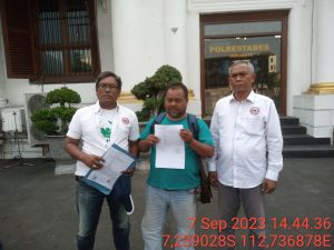 Ormas Aldera mendampingi korba penipuan pemilik pondok pensantren baitulla di mojokerto