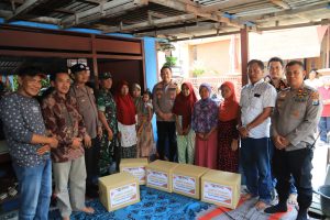 Jumat curhat, Kapolres Gresik Pesan Bahaya Narkoba di Kebomas