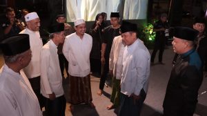 Polres Gresik Sholawatan Bareng Tim Hadrah Aulian Musthofa Polda Jatim