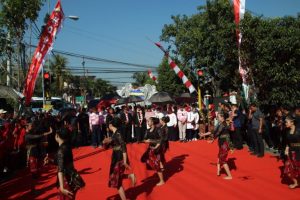 Kapolres bersama Forkopimda Bangkalan Sukseskan Kerapan Sapi Perang Mega Bintang