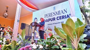 RESMIKAN DAPUR CERIA KUPANG PANJAAN, KETUA TP PKK SURABAYA RINI INDRIYANI: INI WUJUD DARI KAMPUNG PANCASILA