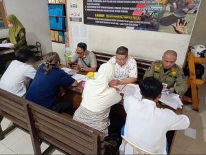 BEGINI CARA SATPOL PP SURABAYA ANTISIPASI DINI CEGAH TAWURAN ANTAR PELAJAR SEKOLAH