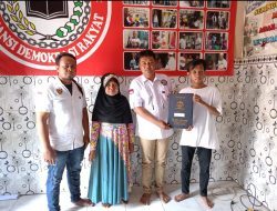 Peran Aktif Ormas Aldera Membantu Masyarakat, Kembali Dilakukan Dengan Pengambilan Ijasah di SMK PGRI 10