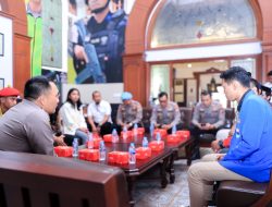 Kapolrestabes Surabaya Terima Audiensi Kelompok Cipayung Plus