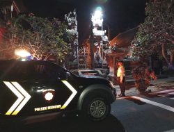 Jaga Harkamtibmas Patroli Biru Polsek Mengwi Susuri Padat Pemukiman