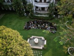 200 INSTAGRAMMERS SURABAYA MEMERIAHKAN REUNI WORLD WIDE INSTAMEET 2023 DI HOTEL MAJAPAHIT SURABAYA MGALLERY