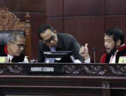 MK Putuskan Batas Maksimum Usia Capres-Cawapres