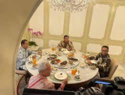 3 Capres Penuhi Undangan Makan Siang Presiden Jokowi, Kompak Pakai Batik