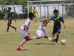 EUFORIA SAMBUT PIALA DUNIA U-17 DI SURABAYA, 31 TIM BERTANDING DI TURNAMEN SEPAK BOLA ANTAR KECAMATAN