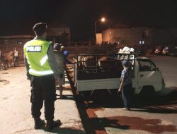 Polsek Mengwi Patroli Biru Dikawasan Pasar Hewan Beringkit