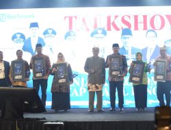 Pemkab Sidoarjo Raih Penghargaan Tingkat Pemulihan dan Pertumbuhan Ekonomi Terbaik