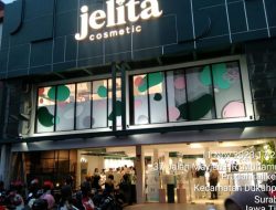 Permalukan Konsumen Didepan Umum, Toko Jelita Cosmetic HR Muhammad Nodai UU No 8 Tahun 1999