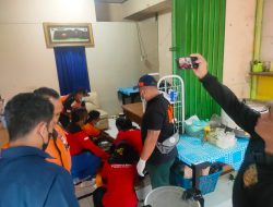 Ditemukan Orang Dalam Keadaan Meninggal Polsek Denbar Datangi TKP Diwarung Milik Warga