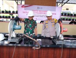 Kapolres Blitar Kota Bersama Forkopimda Musnahkan Knalpot Brong Hasil Razia