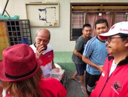 Relawan BULEKS’ 99 Communty Giat Blusukan ke Kampung-kampung Bagikan Nasi Kotak